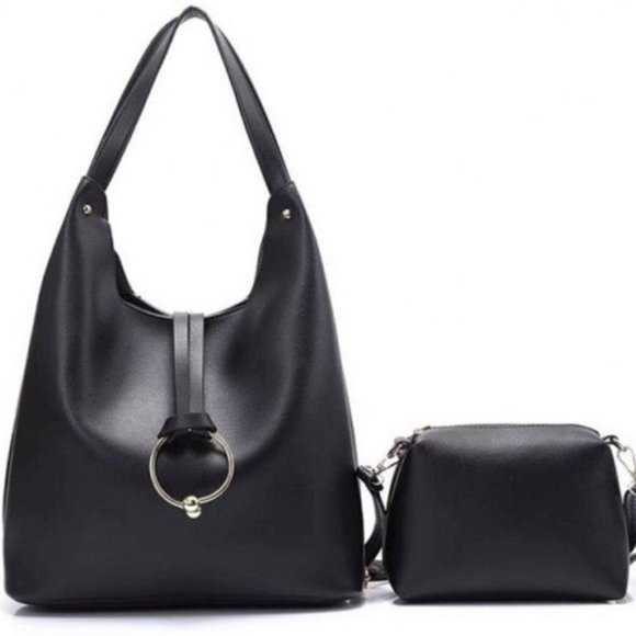 Premium Faux Leather Tote w/ Ring Medallion- Black
